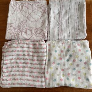 Set of 4 Aden + Anais Baby Swaddlers